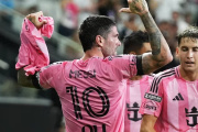 El conmovedor gesto de Rodrigo De Paul para Lionel Messi tras su golazo con Inter Miami