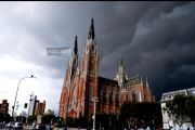 La Plata: el SMN anticipa humedad alta y posibles chaparrones este domingo
