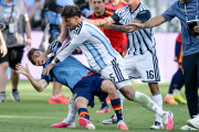 Paredes, Molina y Almada: cuántos partidos se perderán por las sanciones de FIFA