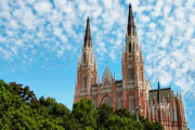 Frío en La Plata: la mínima de 3°C trae una jornada que pocos esperaban