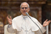 El papa León XIV pasó una noche tranquila tras la operación por un tumor maligno en el pulmón