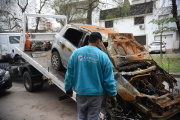 La Plata: retiraron autos abandonados en Tolosa y el casco urbano