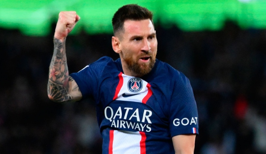 Con gol de Messi, el PSG ganó y ya está en la punta