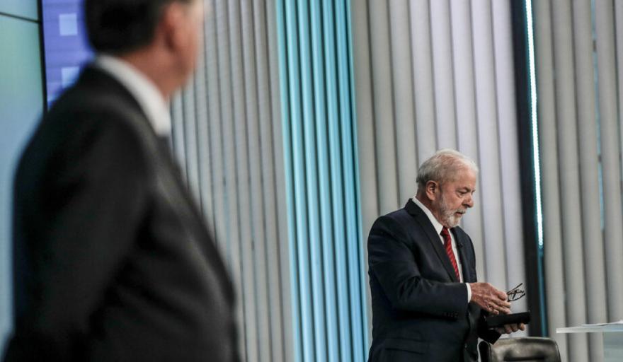 Lula y Bolsonaro se enfrentaron en un ríspido último debate - En Agenda
