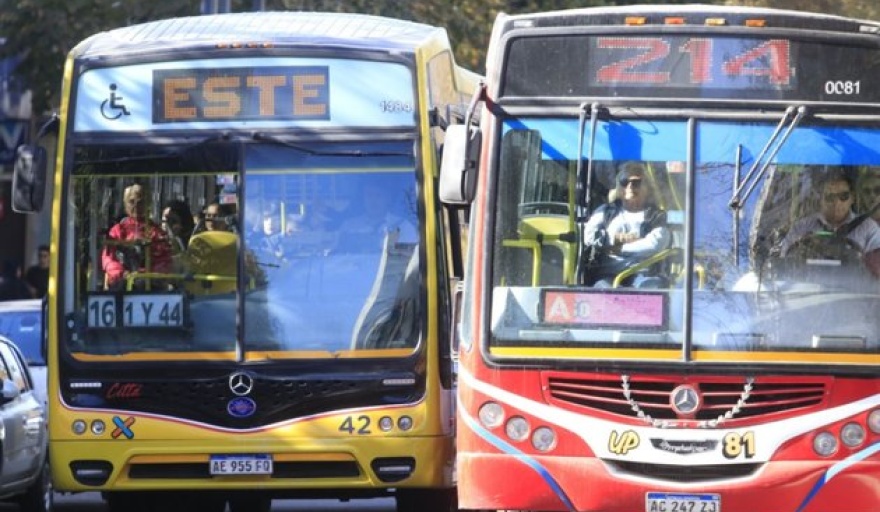 Ya rige el aumento de los micros en La Plata, Berisso y Ensenada - En ...