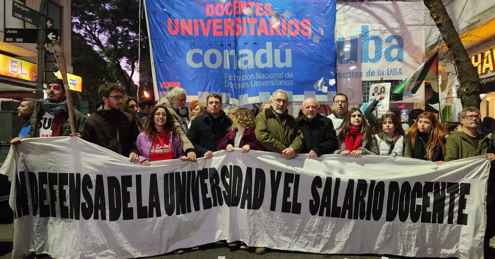 Docentes universitarios aceptaron la oferta salarial del gobierno y cobrarán aumentos superiores al 20%
