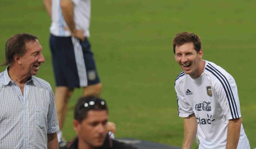 Revelaron cómo sigue Carlos Bilardo y qué hace cuando ve jugar a Lionel Messi