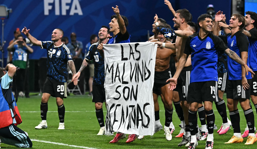 FIFA sancionó a Argentina por la bandera de Malvinas: las multas y castigos